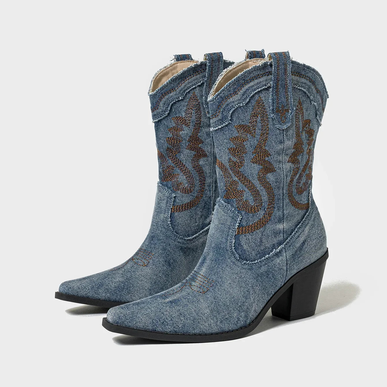 2024 Autumn and Winter Women's Embroidered Charm Western Cowboy Boots