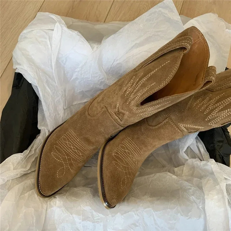 Western  Embroidery Flower Women CowGurl Boots